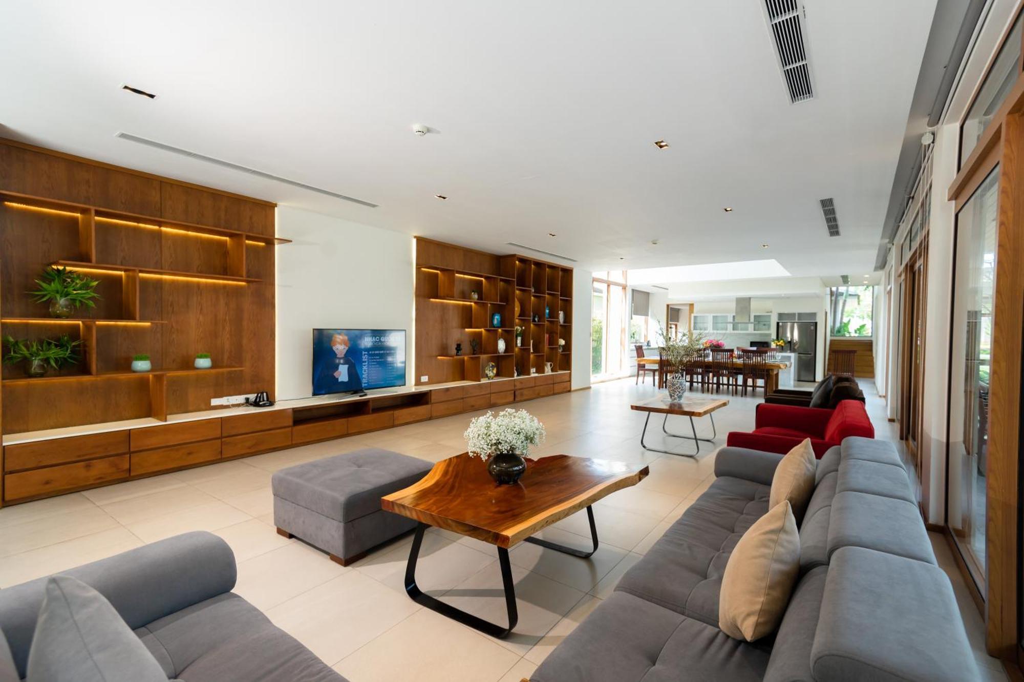 The Ocean Estates *
