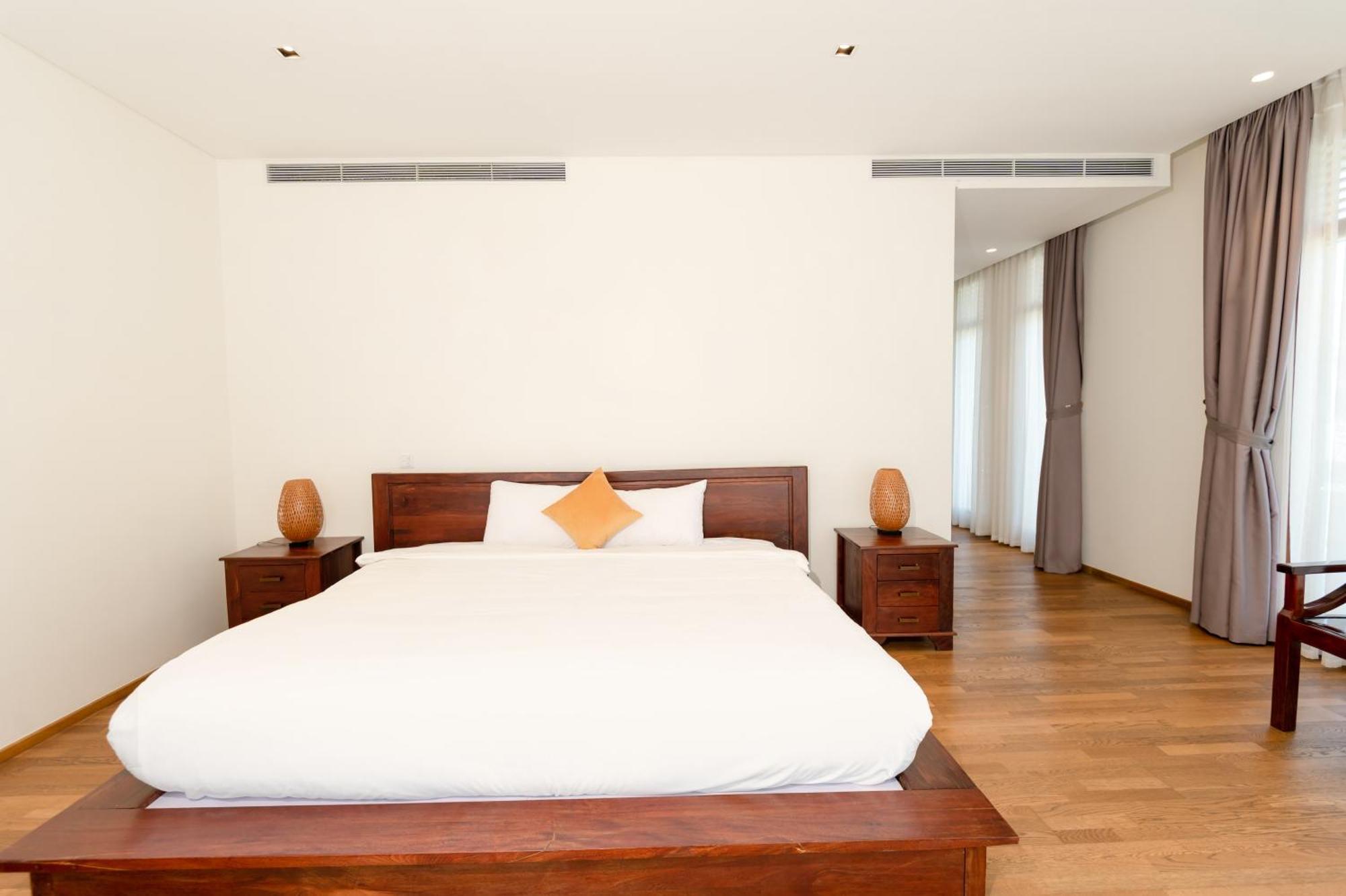 The Ocean Estates Biệt thự *